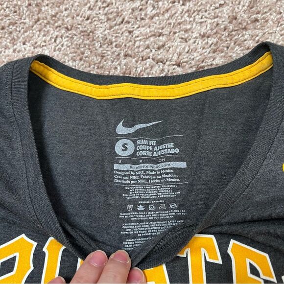 Nike Slim Fit Pittsburgh Pirates Short Sleeve Graphic T Shirt - Picture 3 of 7
